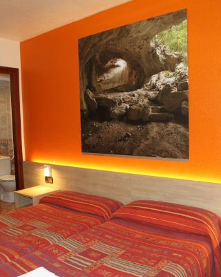 Hostal Acella