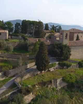 Castello di Mongiovino