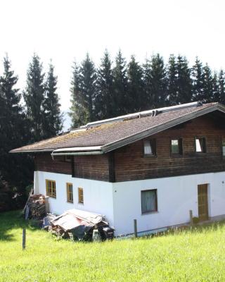 Apartment near Flachau with mountain view