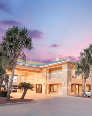Super 8 by Wyndham Corpus Christi