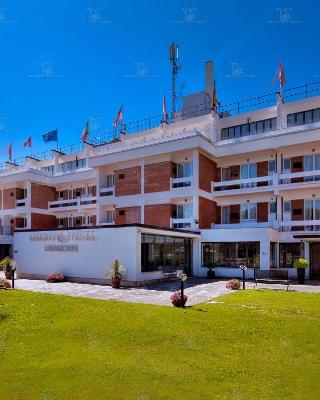 Garden Hotel