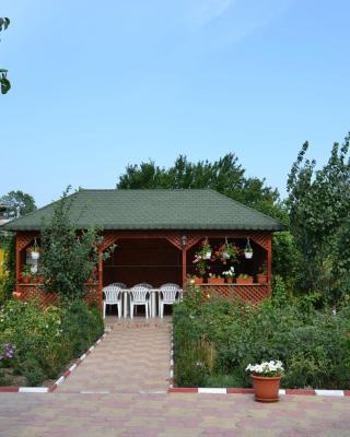 Casa Cu Flori Corbu