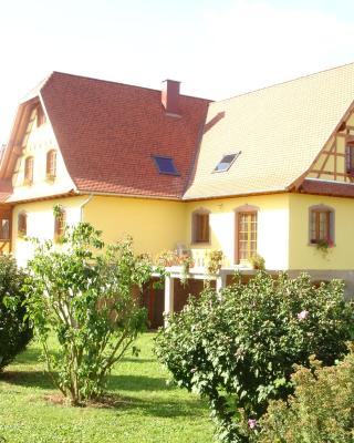 Maison d'hôtes Chez Christelle - Proximité Route des vins d'Alsace