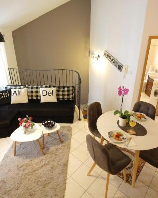 Stomorica Apartments