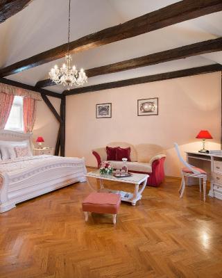 Boutique Hotel Constans