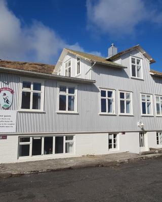 Puffin Hostel Vík