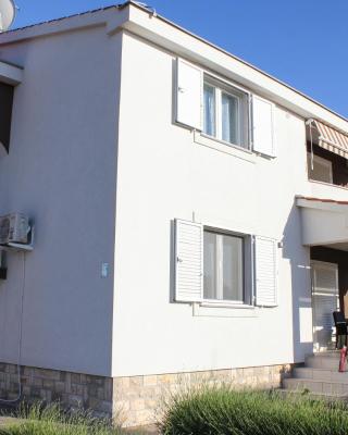 Apartments Elvira