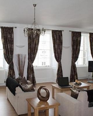 Parliament Square - Royal Mile