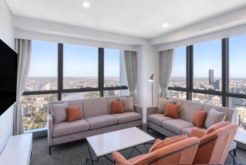 Meriton Suites Adelaide Street, Brisbane with QLD Tourism