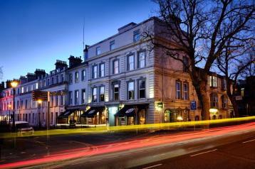 The 1852 Hotel - Smartphone Check-in