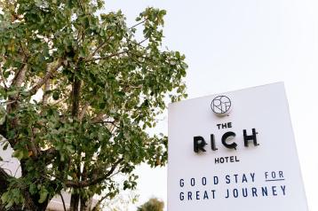 The Rich Hotel