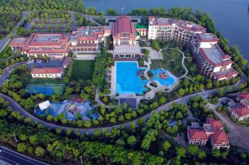 Crowne Plaza Huzhou, an IHG Hotel