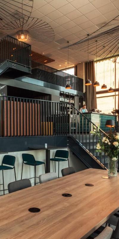 Holiday Inn - the niu, Fender Amsterdam