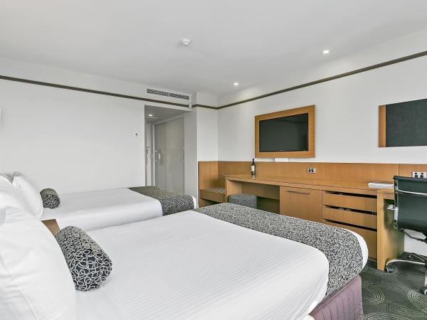 Stamford Plaza Adelaide : photo 4 de la chambre chambre lits jumeaux supérieure - vue sur ville