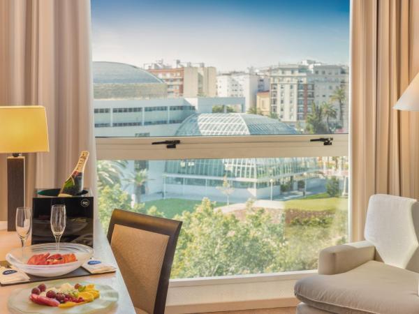 SH Valencia Palace : photo 3 de la chambre chambre double supérieure - vue sur ville