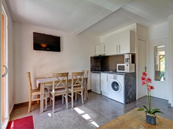 Résidence Monte d'Oro : photo 8 de la chambre villa - vue sur jardin