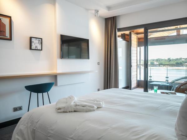 Hôtel & Spa Villa Seren : photo 4 de la chambre hébergement seren - vue sur lac