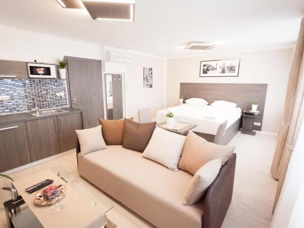 Villa Royal : photo 3 de la chambre studio avec vue sur jardin