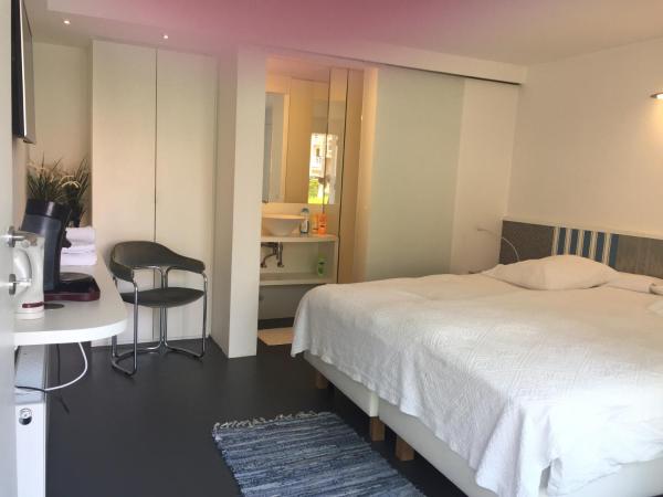 Guesthouse Poppies : photo 2 de la chambre chambre double classique avec balcon