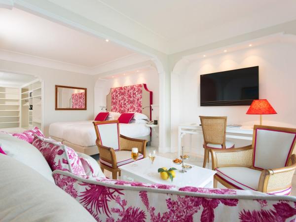 Grand Hotel Royal : photo 3 de la chambre suite junior royale avec terrasse et baignoire spa - vue sur mer