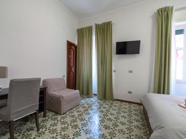 Bed & Breakfast Antonello : photo 2 de la chambre chambre familiale