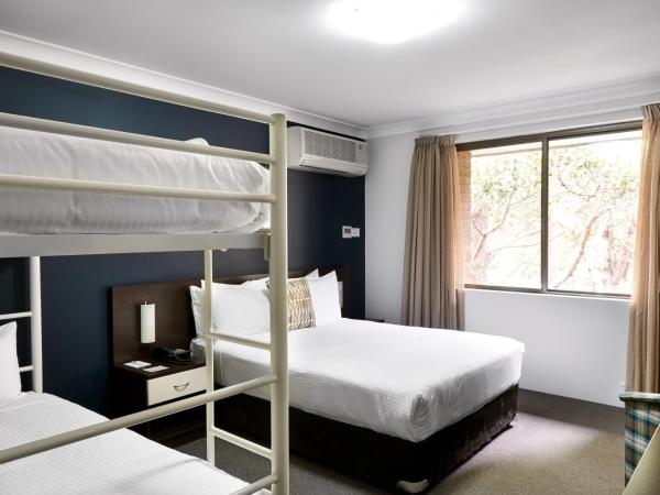 175 Hotel Westmead : photo 4 de la chambre chambre quadruple