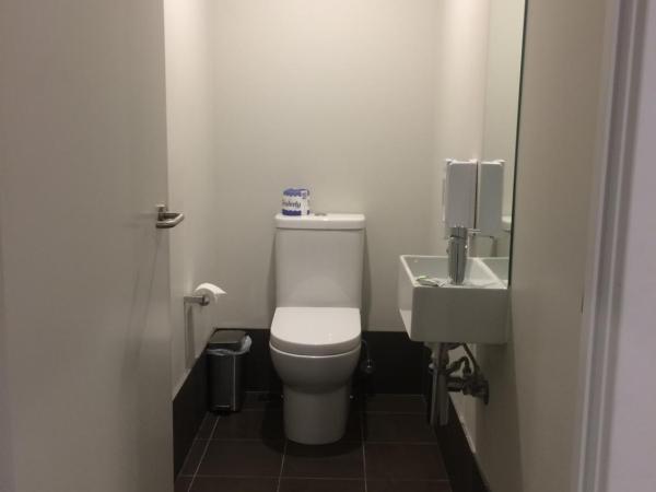 Leumeah Lodge : photo 4 de la chambre hébergement familial plus