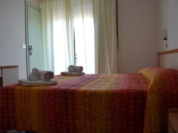 Hotel Apis : photo 1 de la chambre chambre double Économique