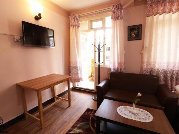 Aarya Chaitya Inn : photo 2 de la chambre chambre lits jumeaux deluxe