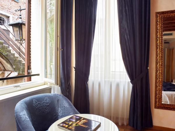 Albergo Mazzanti : photo 5 de la chambre chambre triple