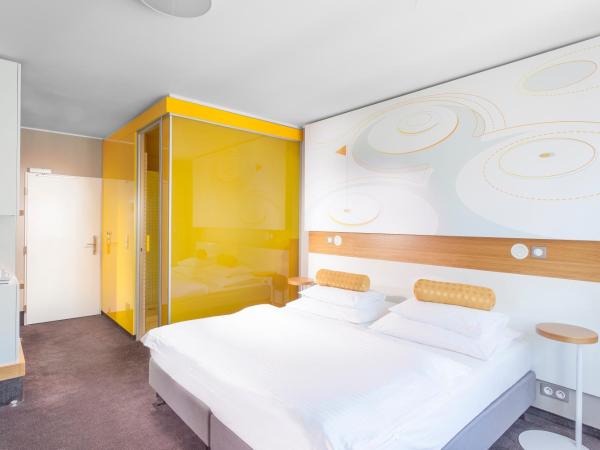 Hotel Golf Prague : photo 1 de la chambre chambre double ou lits jumeaux supérieure