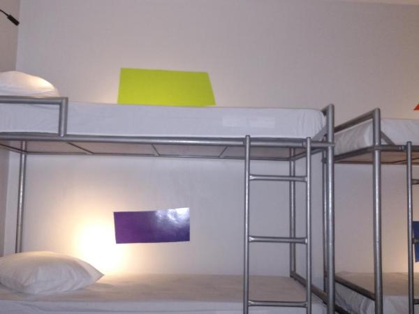 Pousada e Hostel Chez Marianne : photo 8 de la chambre lits superposés dans dortoir masculin 