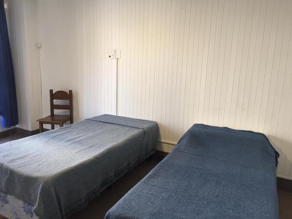 Posada Casa de Borgoña : photo 4 de la chambre chambre lits jumeaux avec salle de bains commune