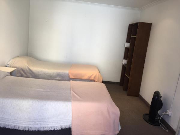 Posada Casa de Borgoña : photo 5 de la chambre chambre lits jumeaux avec salle de bains commune