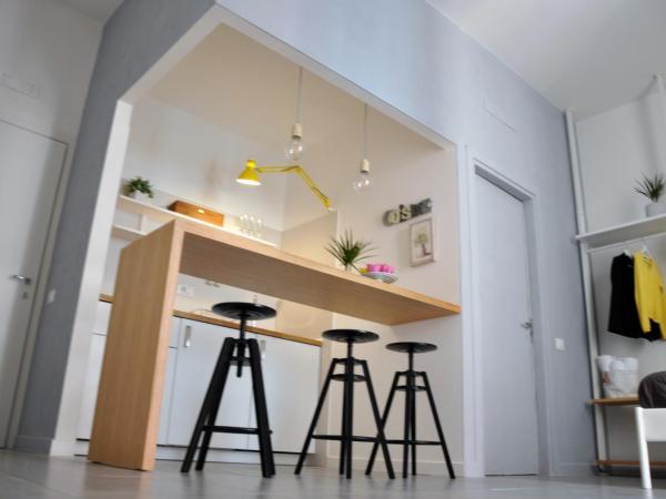 Capofortuna B&B Salerno Centro : photo 4 de la chambre chambre lit king-size - vue sur mer