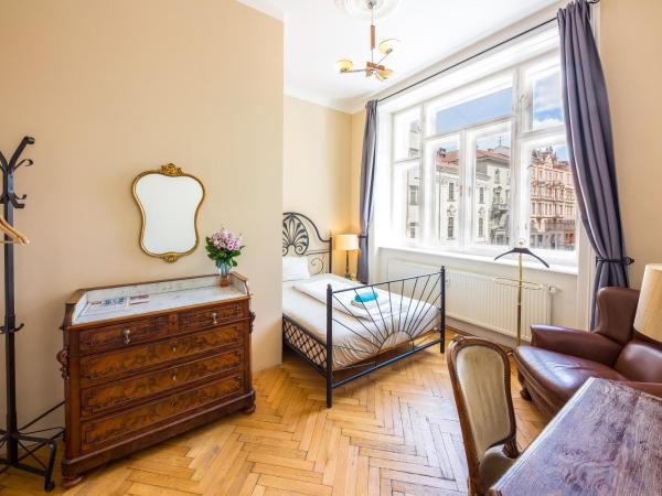 Jacob Brno : photo 1 de la chambre chambre simple standard avec salle de bains commune