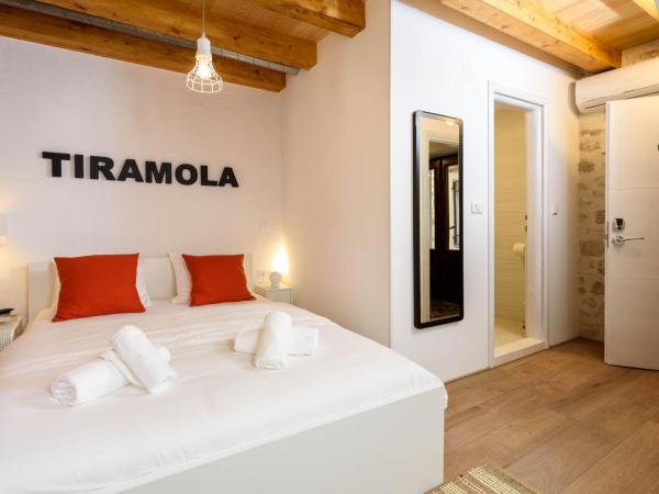 Apartments & Rooms Tiramola - Old Town : photo 4 de la chambre chambre double