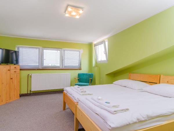 Hotel Max : photo 4 de la chambre chambre double ou lits jumeaux