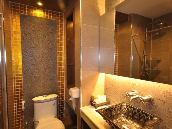 Chalelarn Hotel Hua Hin : photo 6 de la chambre chambre lits jumeaux supérieure