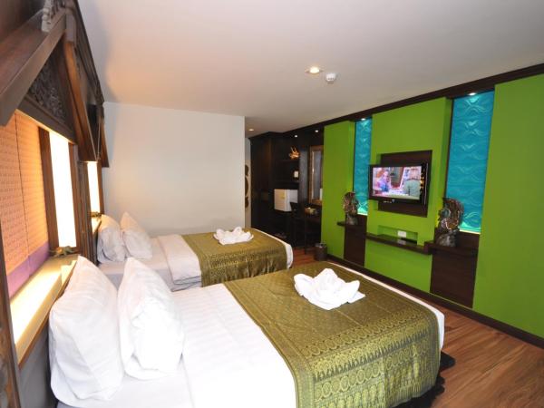 Chalelarn Hotel Hua Hin : photo 3 de la chambre chambre lits jumeaux supérieure - vue sur mer