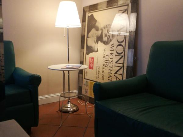 Bed morelli 49 , chiaia : photo 7 de la chambre suite