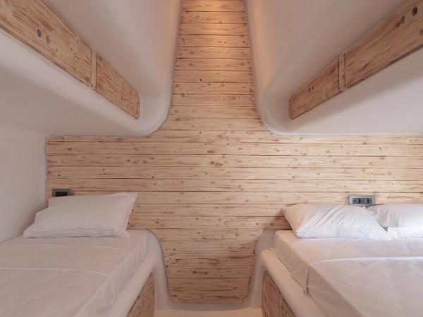 MyCocoon Hostel : photo 1 de la chambre dortoir privé pour 6 (2 lits doubles + 2 lits simples)