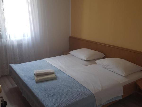 Rooms Hunter : photo 1 de la chambre chambre double - vue sur jardin