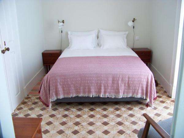 Alcaçaria do Bairro : photo 1 de la chambre chambre double avec balcon