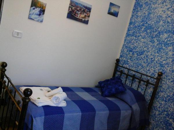 B&B Odeon : photo 4 de la chambre chambre simple avec salle de bains commune