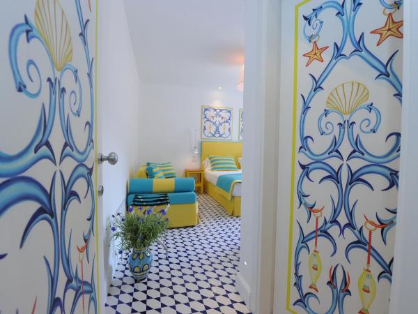 Maison Lauren : photo 1 de la chambre chambre double ou lits jumeaux deluxe avec balcon