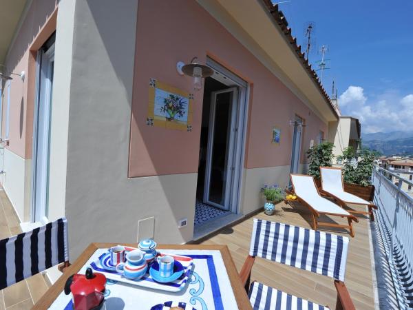 Maison Lauren : photo 3 de la chambre chambre double ou lits jumeaux - vue partielle sur mer