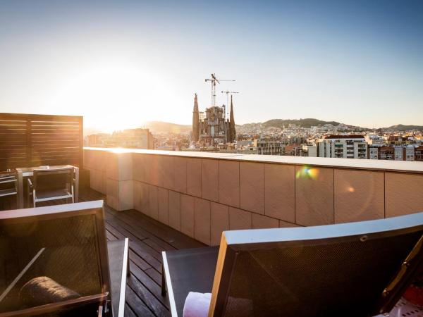 Eurostars Monumental : photo 5 de la chambre chambre double supérieure avec terrasse et vue