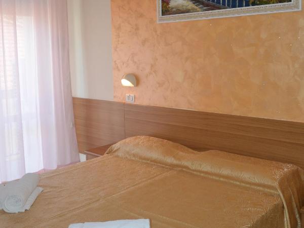 Hotel Karin : photo 1 de la chambre chambre triple