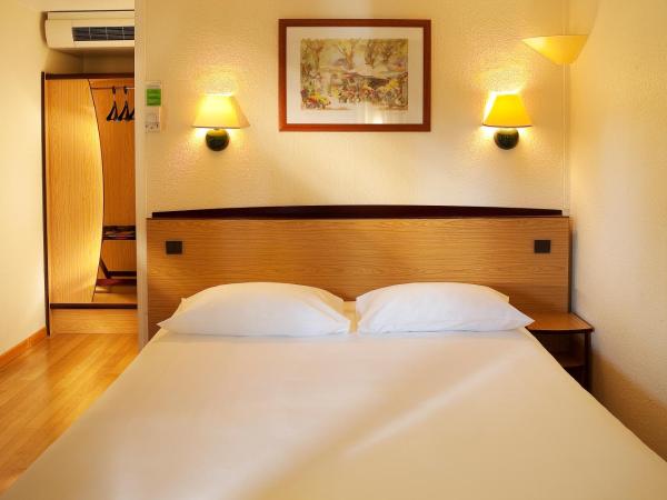 Campanile Saintes : photo 2 de la chambre chambre avec 1 lit double 